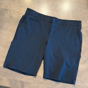 Womens Black Under Armour Gold Short Shorts 9" inseam sixe 10 links heat gear